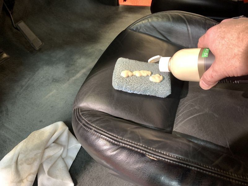 Review IGL Coatings Leather ECOSHINE