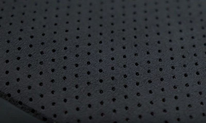 Review Pinnacle Black Label Alcantara Cleaner and Protectant