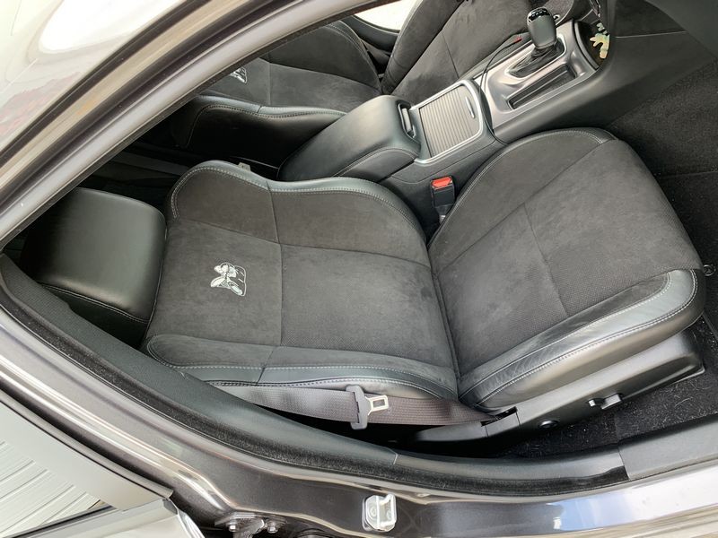 Review Pinnacle Black Label Alcantara Cleaner and Protectant