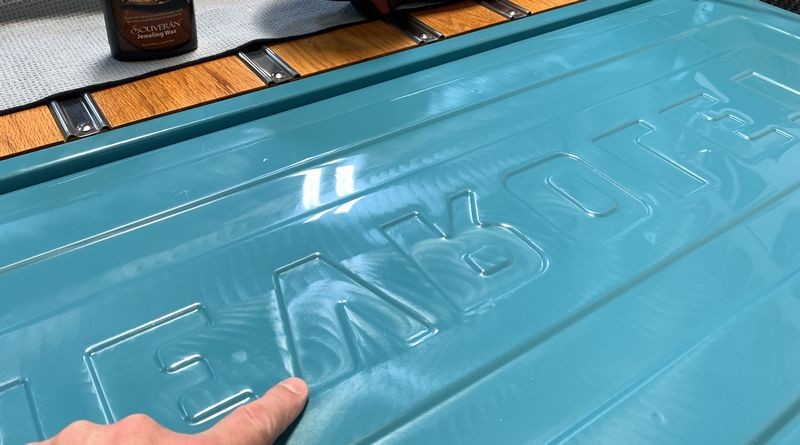 Review Pinnacle Jeweling Wax Swirls Gone in 1 Step