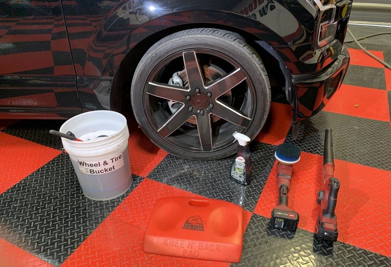Review SONAX The Beast Wheel Cleaner