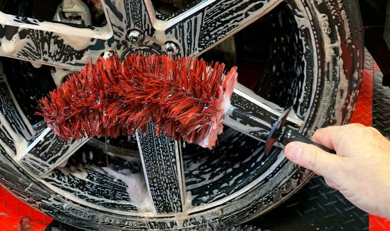 Review SONAX The Beast Wheel Cleaner