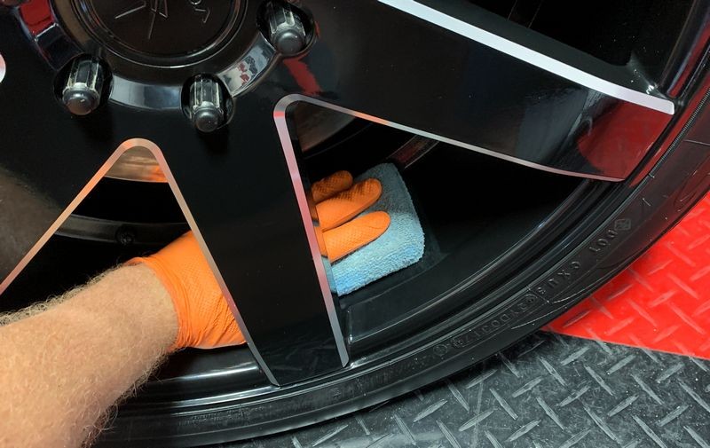 Review SONAX The Beast Wheel Cleaner