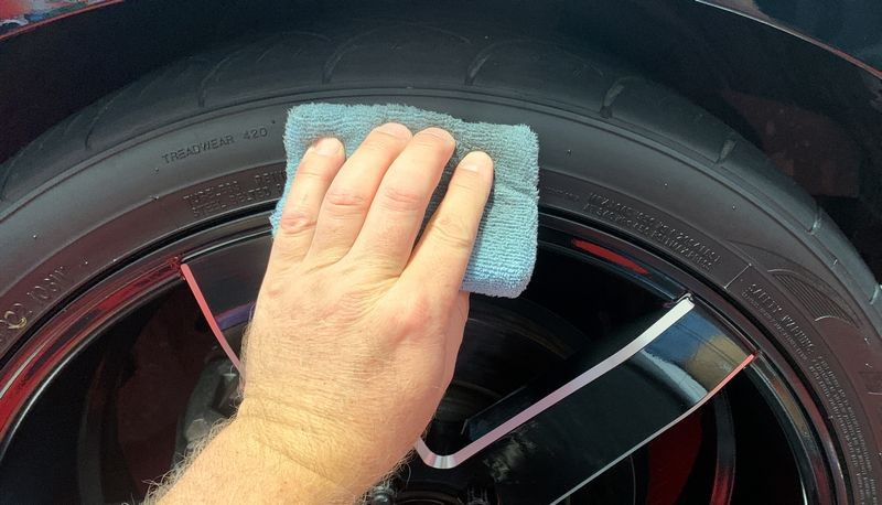 Review SONAX The Beast Wheel Cleaner