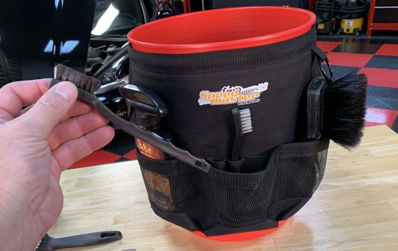 Review Speed Master Bucket Buddy