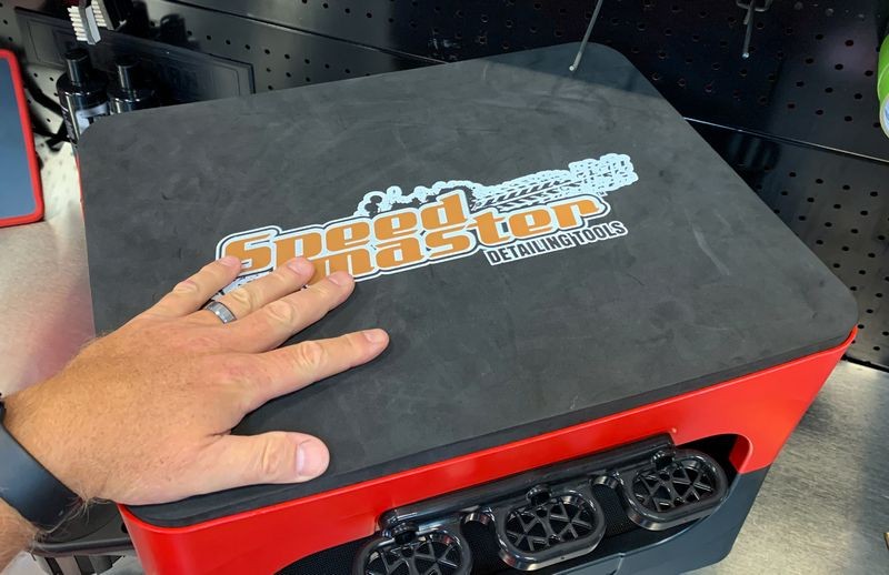 Review Speed Master Detailers Seat