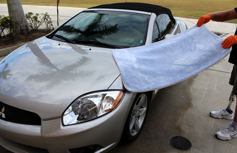 Review: The Big Blue Drying Towel by Mike Phillips Autogeek
