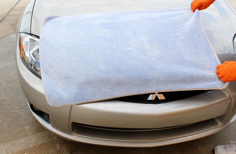 Review: The Big Blue Drying Towel by Mike Phillips Autogeek