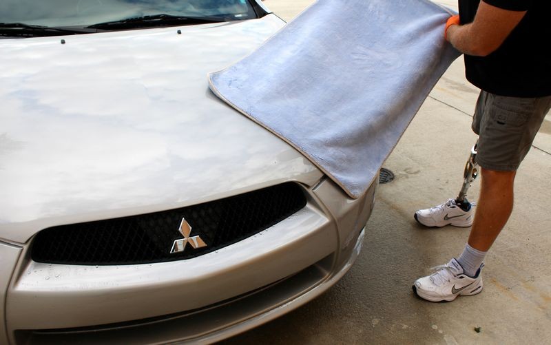 Review: The Big Blue Drying Towel by Mike Phillips Autogeek