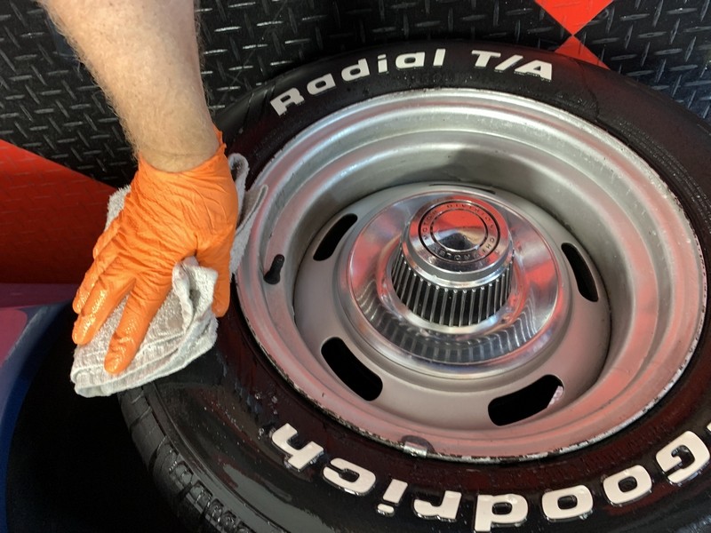 Review Tire Coating Pinnacle Black Label Tire Clear Coat No Sling No Mess