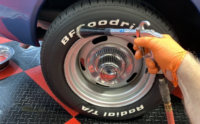 Review Tire Coating Pinnacle Black Label Tire Clear Coat No Sling No Mess