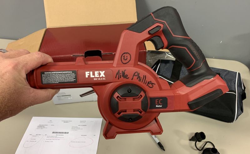 Rinardo Wilson FLEX Car Dryer Mike Phillips