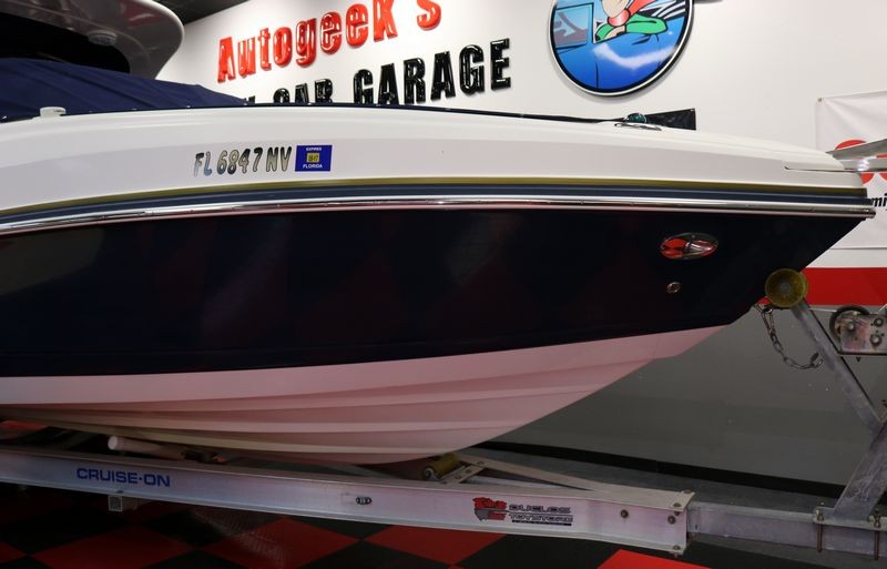 Rinker Boat Detail Class Mike Phillips