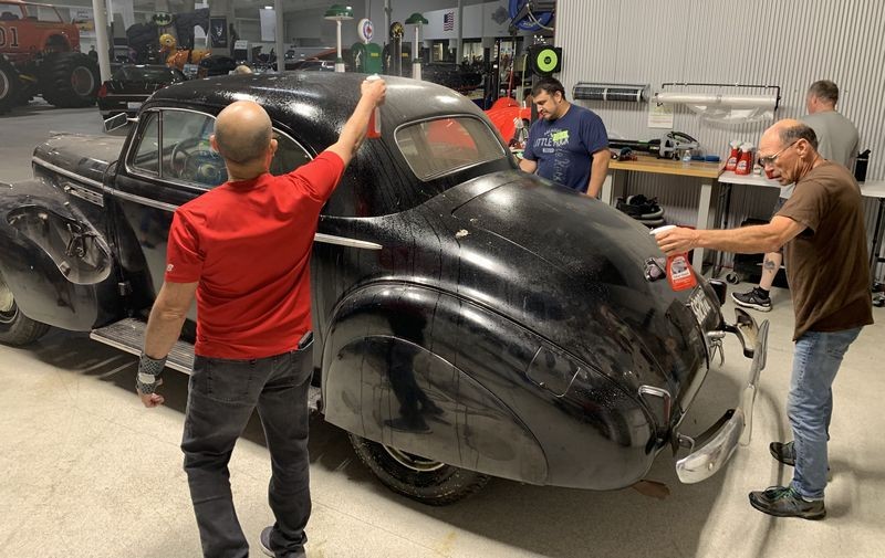 Roadshow Car Detailing Class in Auburn Indiana Mike Phillips