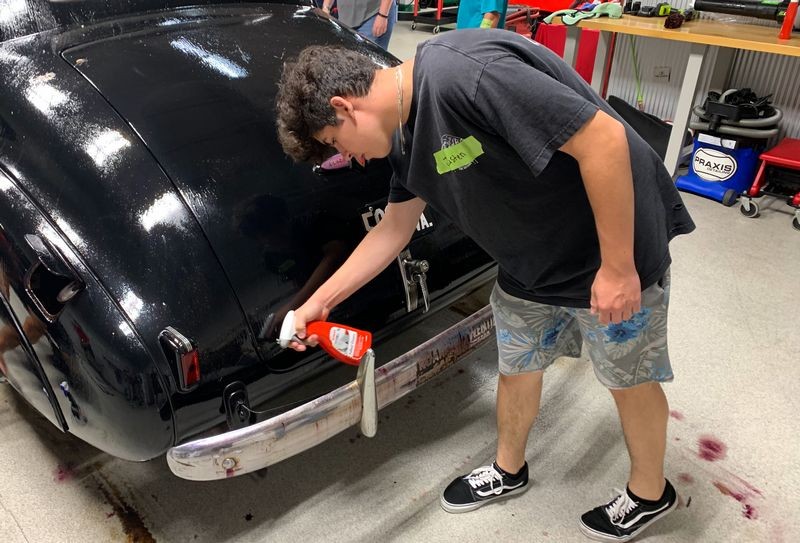 Roadshow Car Detailing Class in Auburn Indiana Mike Phillips