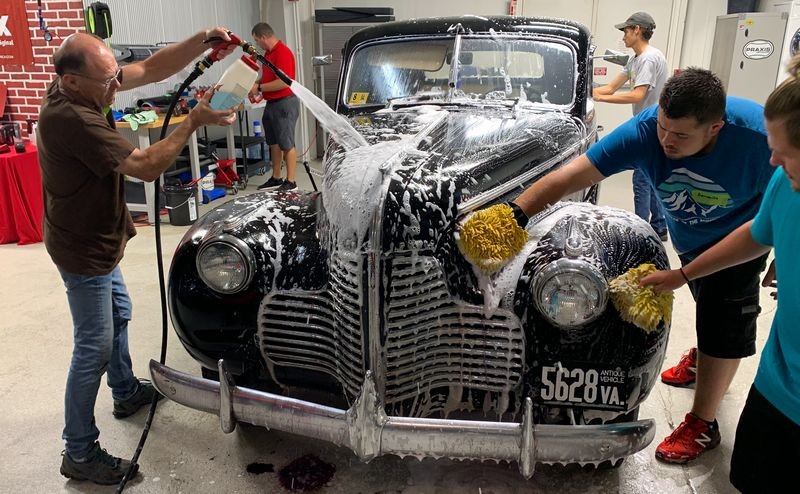 Roadshow Car Detailing Class in Auburn Indiana Mike Phillips