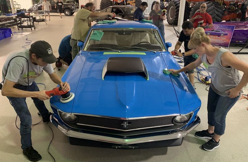 Roadshow Car Detailing Class in Auburn Indiana Mike Phillips