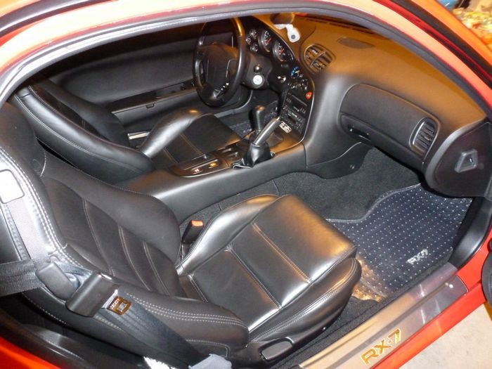 RX7_Interior_1_700