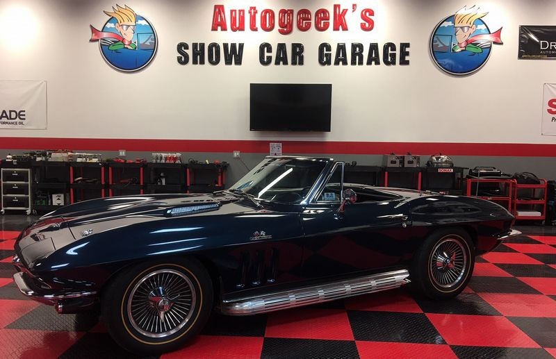 Scuff and Buff 1966 Corvette Stingray Wetsanding Mike Phillips