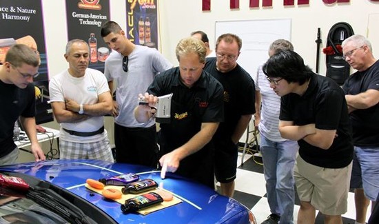 Showing people how to use the Brinkmann Swirl Finder Light
