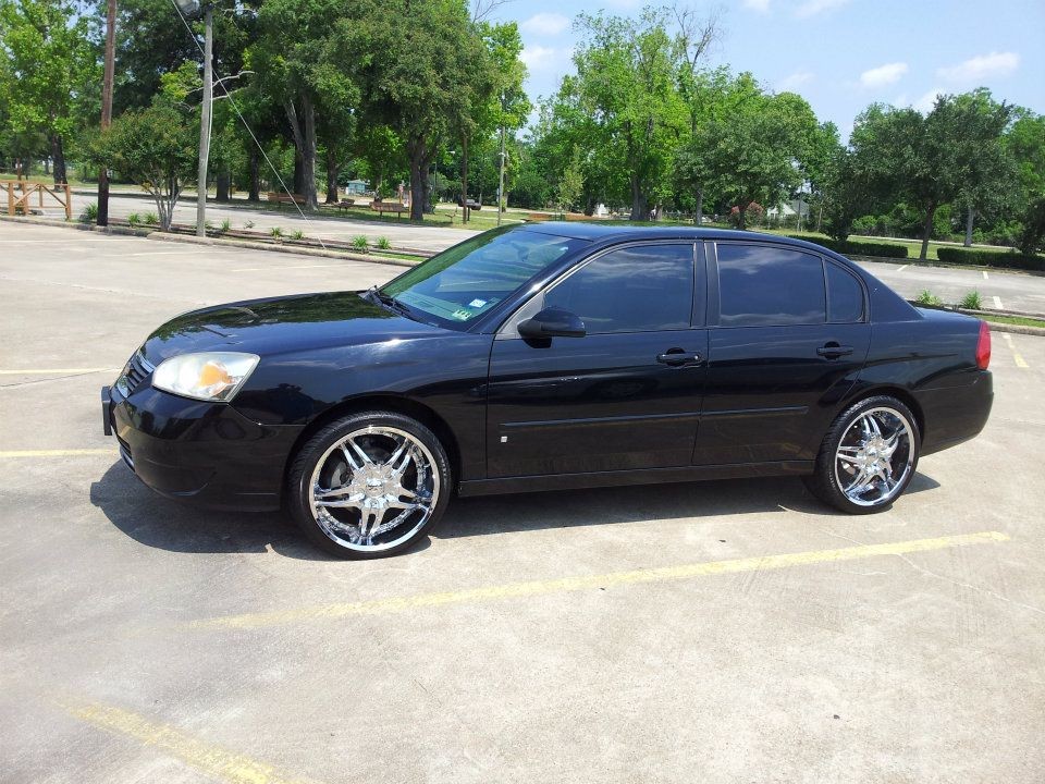 Side View (2008 Malibu )