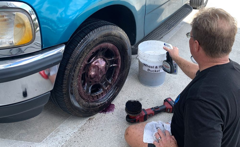 SONAX Wheel Cleaner PLUS New Formula