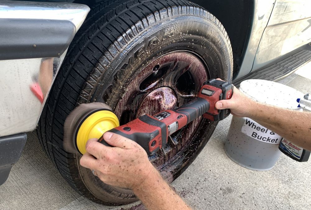 SONAX Wheel Cleaner PLUS New Formula