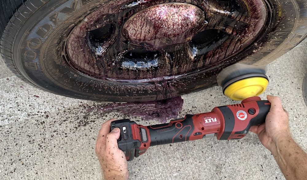 SONAX Wheel Cleaner PLUS New Formula