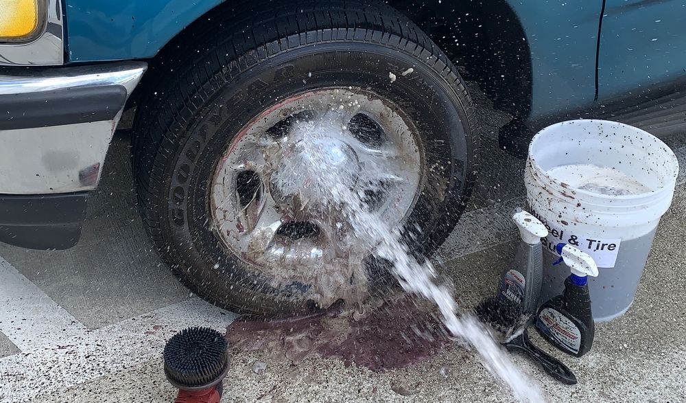 SONAX Wheel Cleaner PLUS