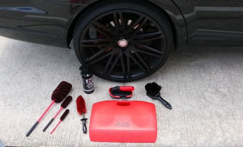 Speed Master Wheel Cleaning Brushes  Mike Phillips