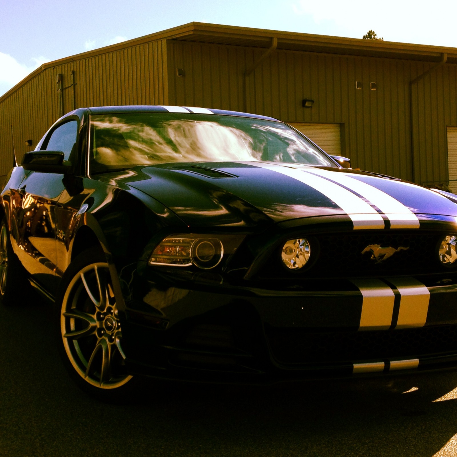 stripes_qtr_close_pass