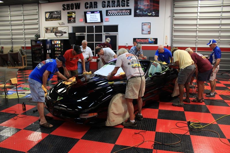 Stuart Corvette Club Detailing Class at Autogeek Mike Phillips