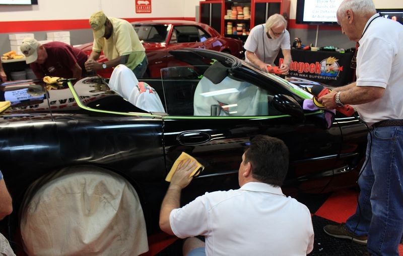 Stuart Corvette Club Detailing Class at Autogeek Mike Phillips