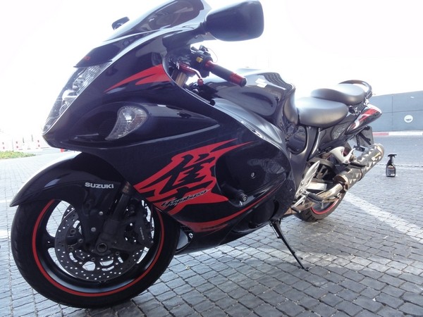 Suzuki Hayabusa 2010 detailing in TLV Israel by Sharkpolitur