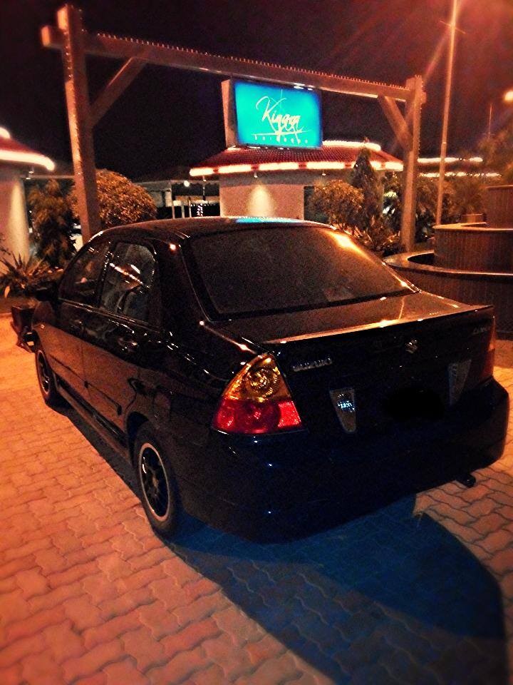 Suzuki Liana Rxi