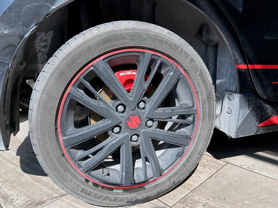 Suzuki Swift Sport wheels