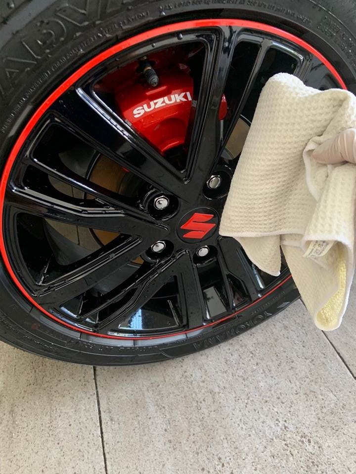 Suzuki Swift Sport wheels