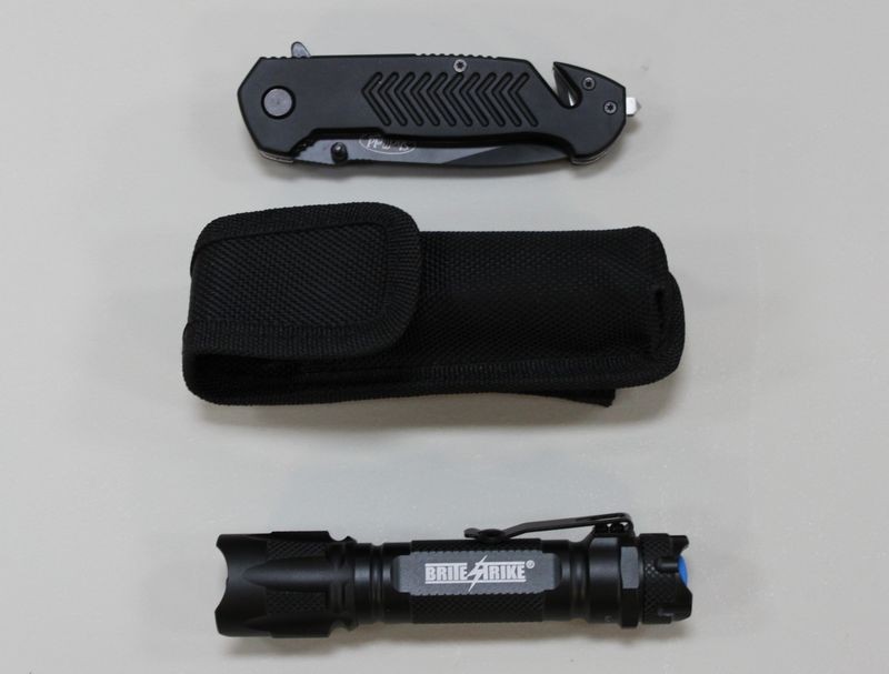 Tactical Blue Dot 2 Cell LED Flashlight