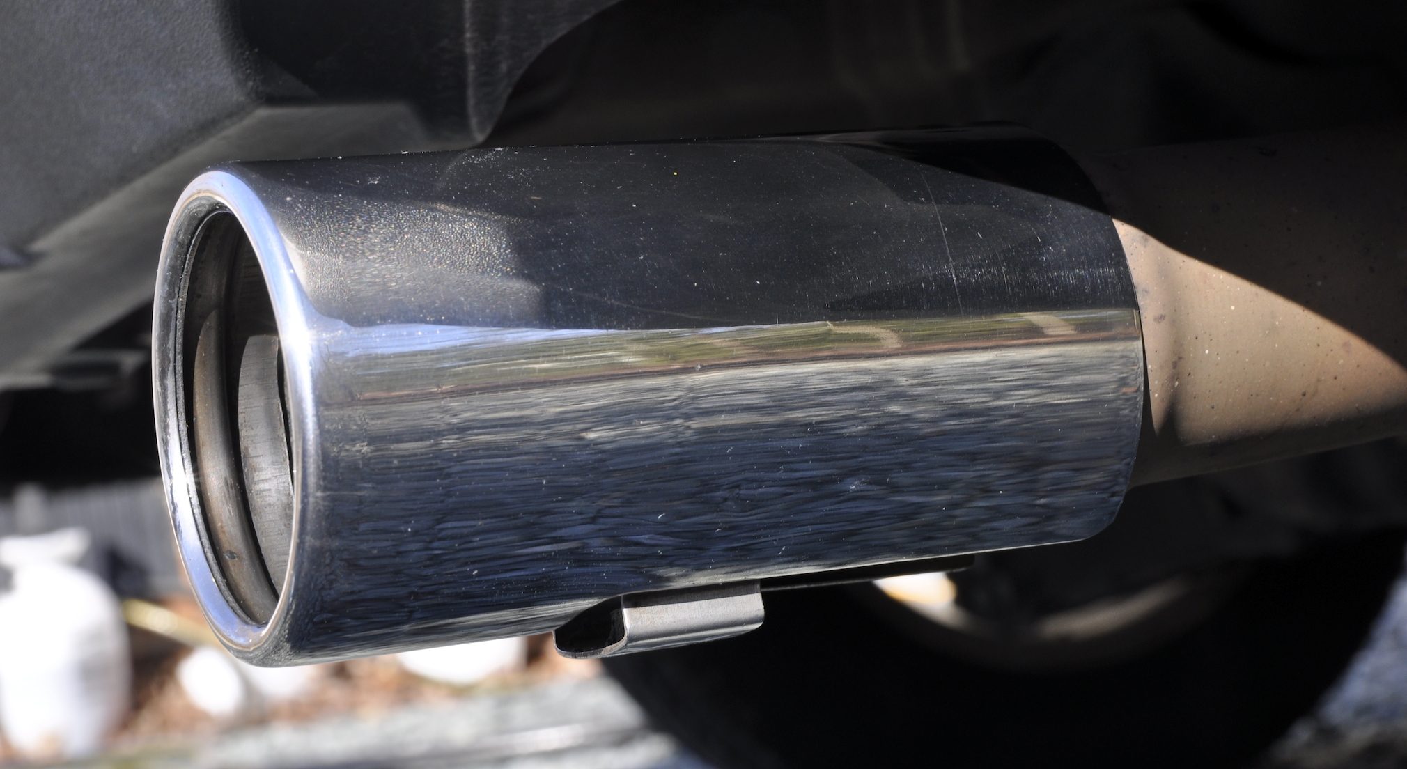 tailpipe_closeup_finished