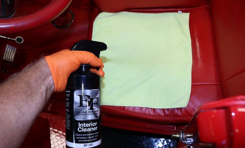 Technique tip for cleaning your cars steering wheel