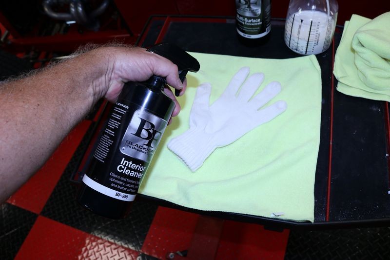Technique tip for cleaning your cars steering wheel