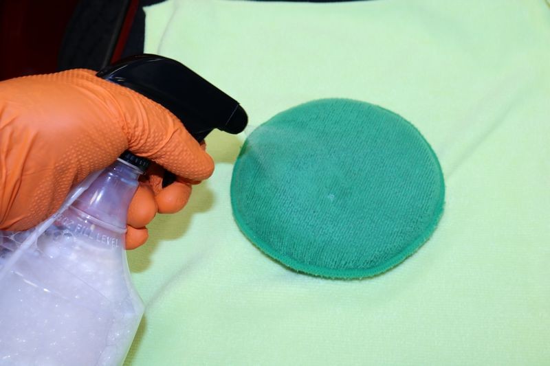 Technique tip for cleaning your cars steering wheel