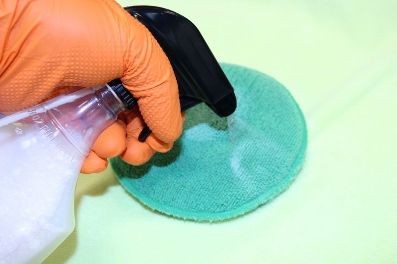 Technique tip for cleaning your cars steering wheel