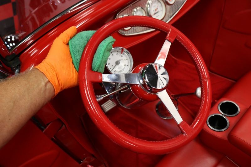 Technique tip for cleaning your cars steering wheel