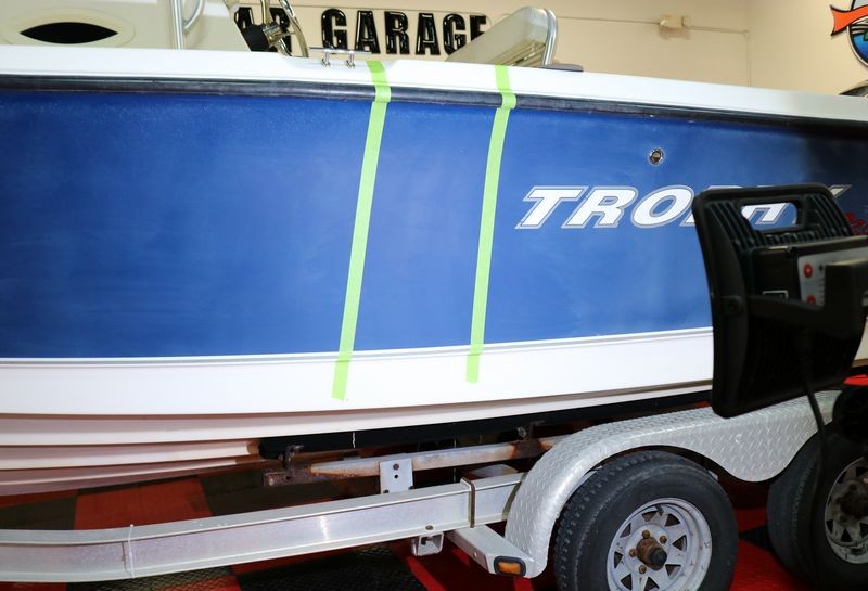 Test Spot on 21 foot Trophy Center Console Mike Phillips