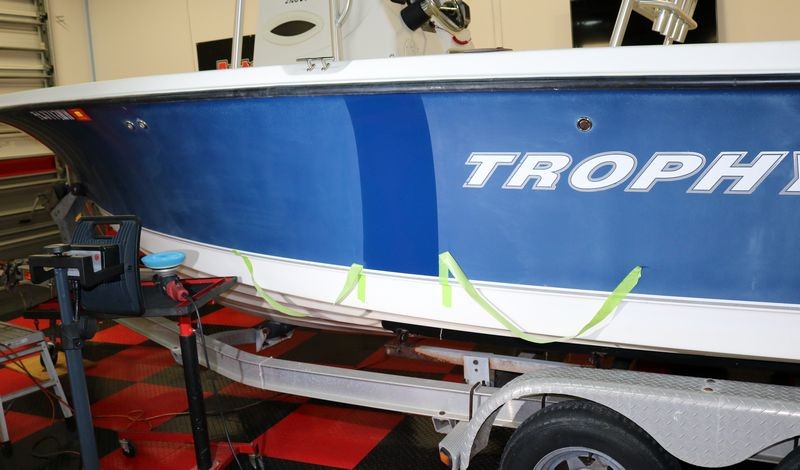 Test Spot on 21 foot Trophy Center Console Mike Phillips