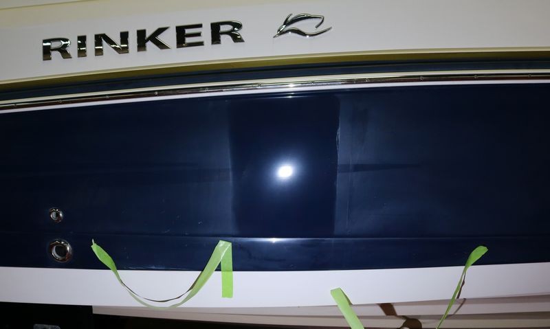Test Spot on 28 foot RINKER Bowrider Mike Phillips