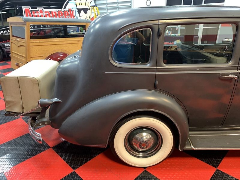The Number #7 Rub Down Technique Original Single Stage 1937 Packard
