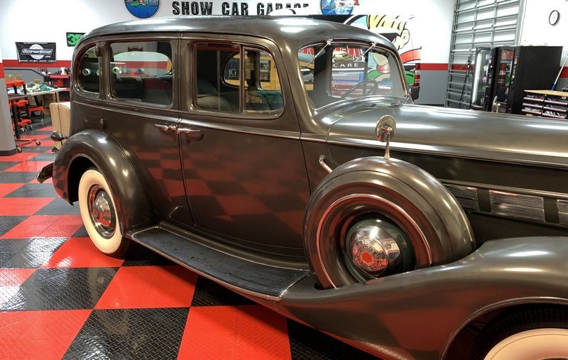 The Number #7 Rub Down Technique Original Single Stage 1937 Packard