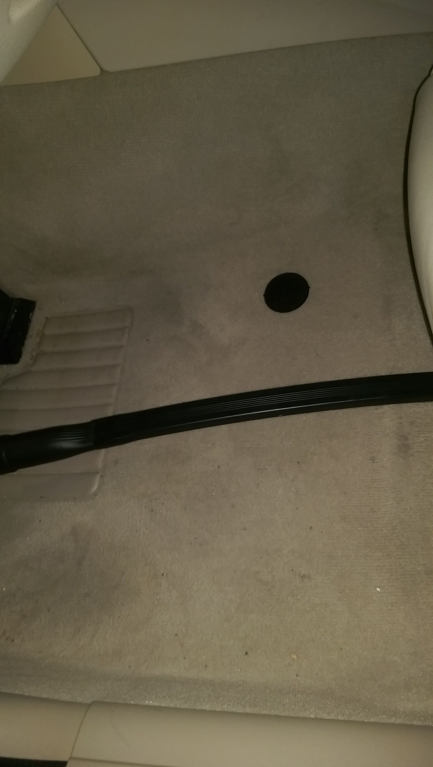 tn_under_seat